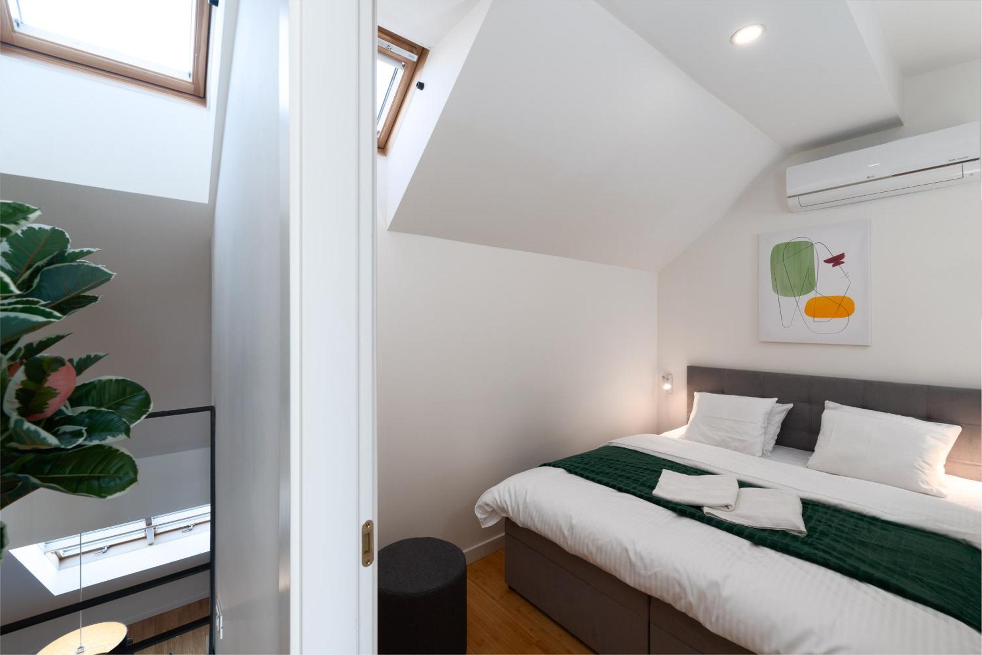 Apartament Spacious Near The River Praga