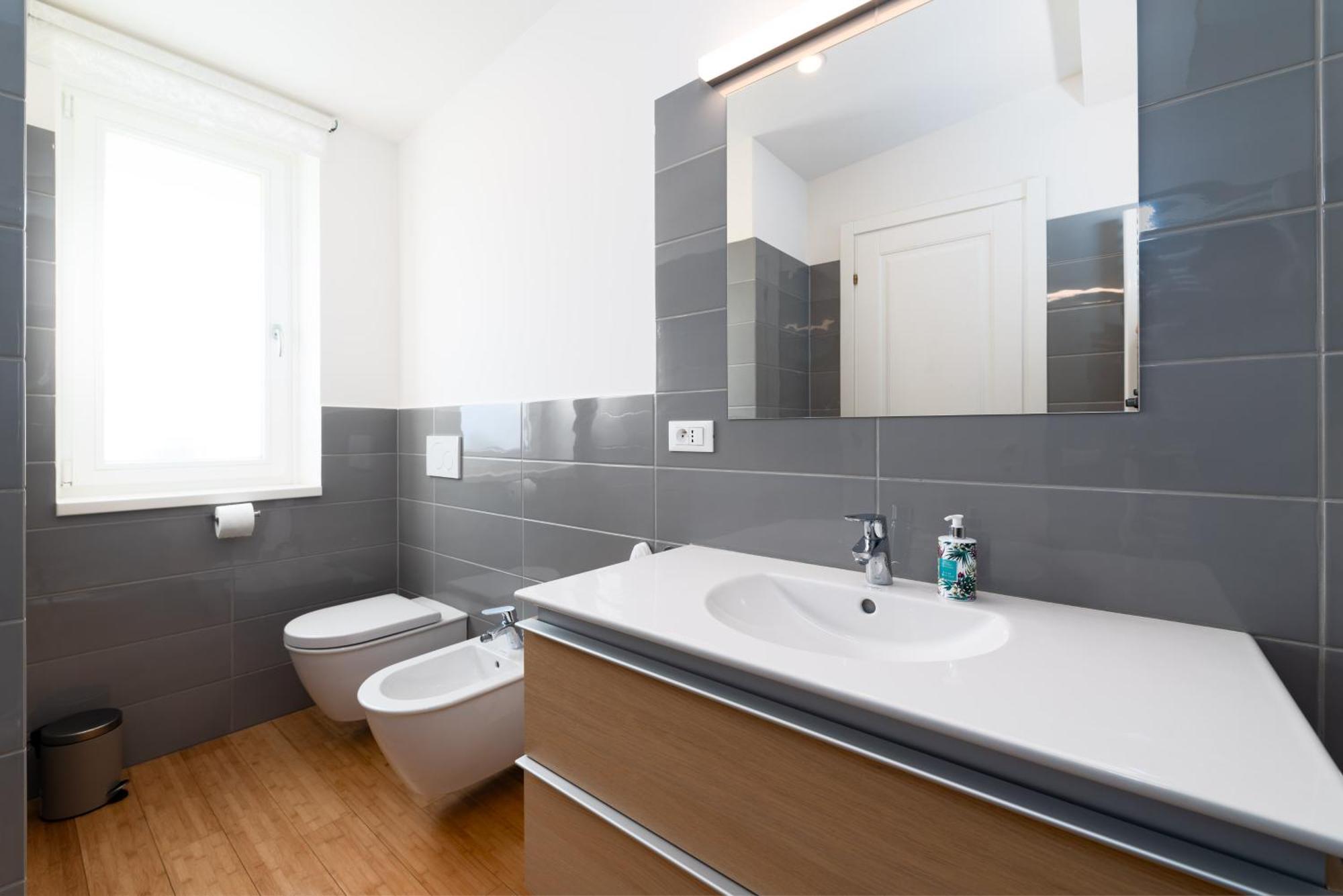 Spacious Near The River Apartament *